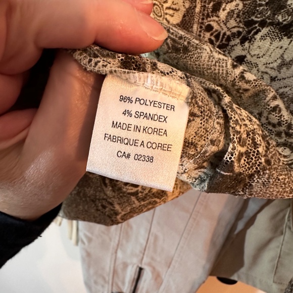 Antonella Lace Knit Pullover; Women's Size Medium (6-8) - Picture 8 of 10